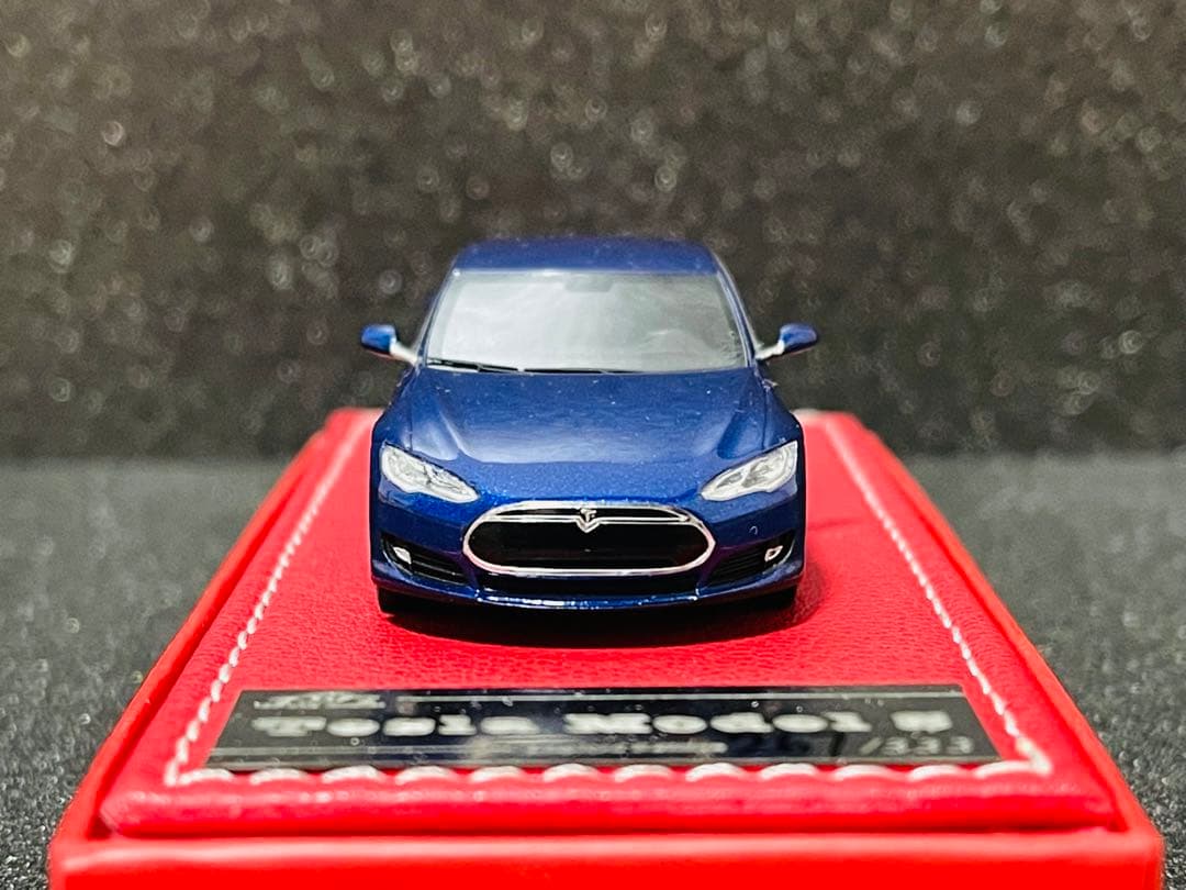 vip テスラ　モデルS ブルー　1/64 ミニカー　青　Tesla '