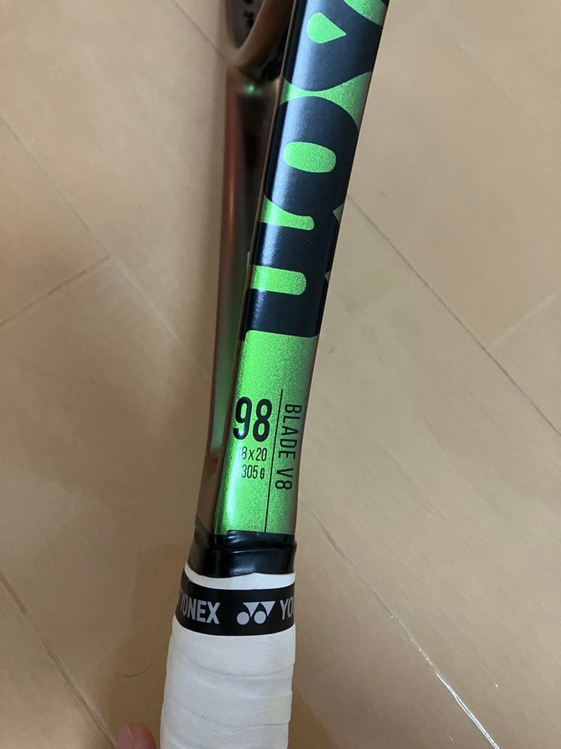 Wilson BLADE 98 18×20 v8