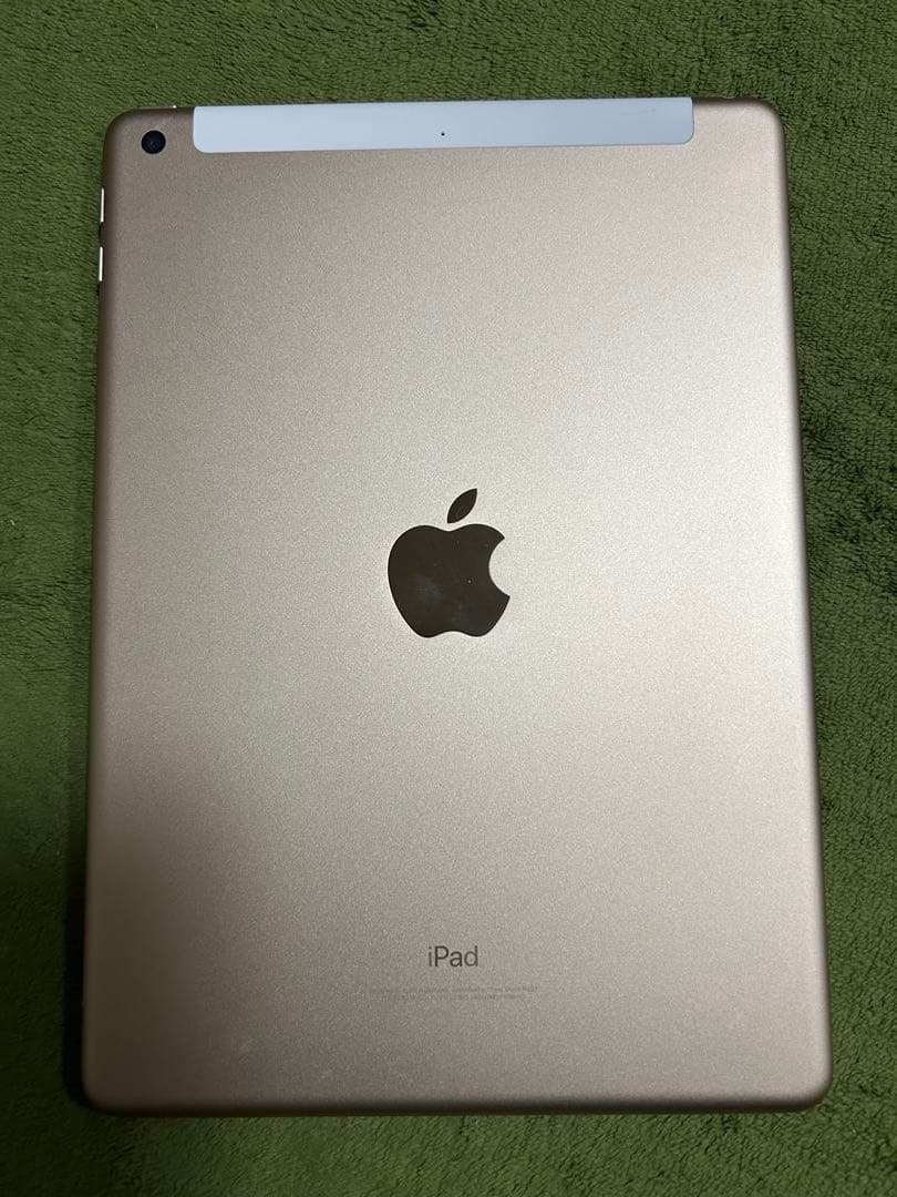 Apple iPad (第5世代) 32GB ゴールド