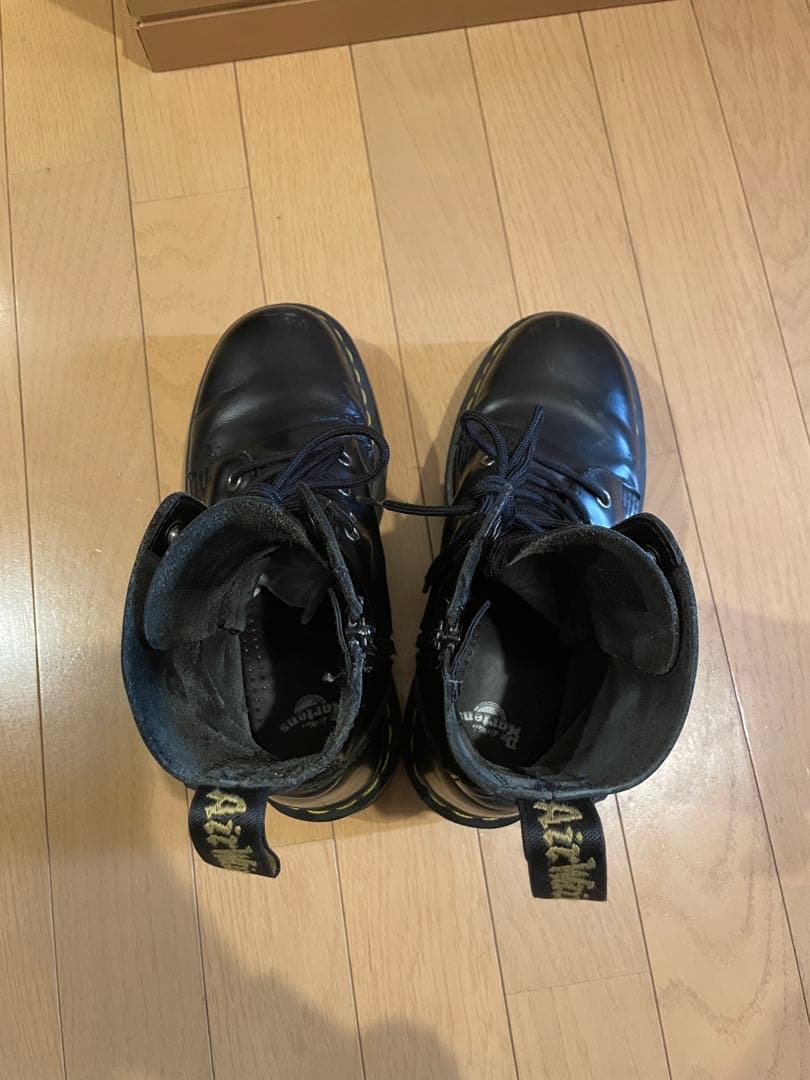 Dr.Martens Jadon 8ホールブーツ