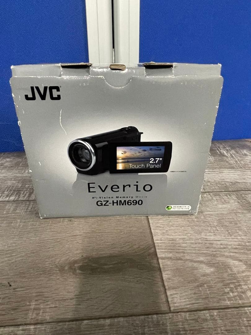 【美品】JVC ビデオカメラ EVERIO GZ-HM690 予備バッテリー付