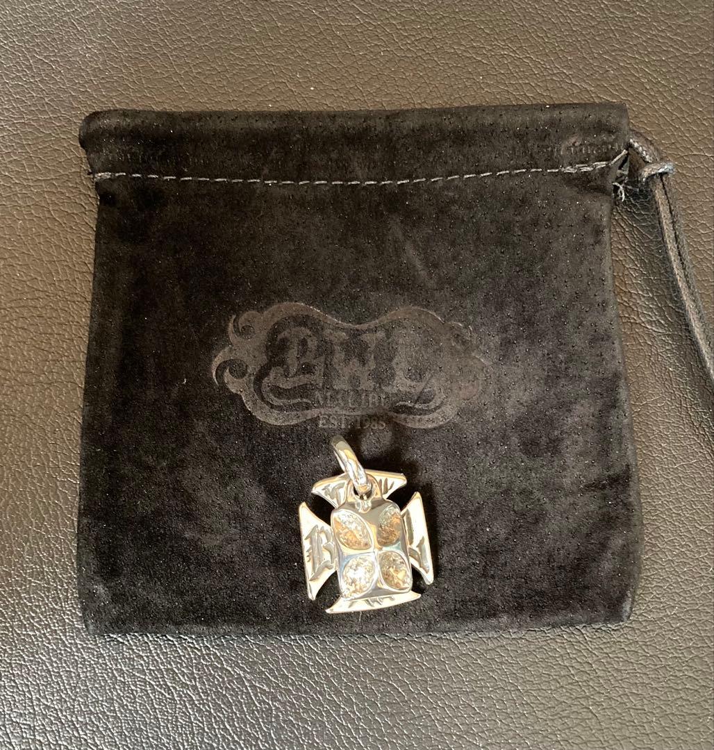 BWL Cross Pendant ゴールドオーバーレイ？ トラヴィスワーカー