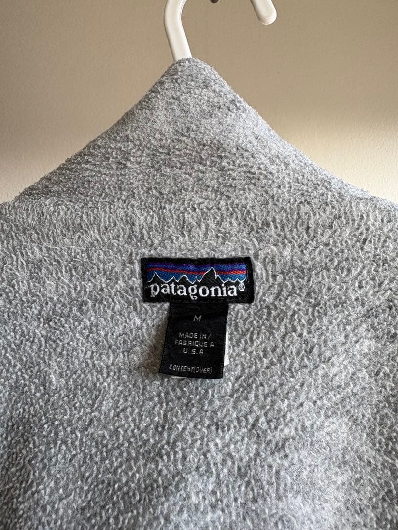 Patagonia ネイビー ナイロンジャケット