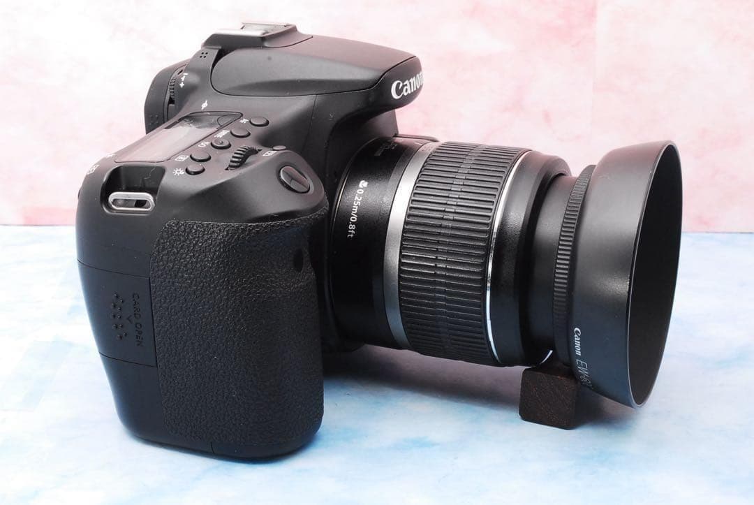 キャノン EOS 70D★スマホ転送OK★美品★一眼レフカメラ★手ぶれ補正