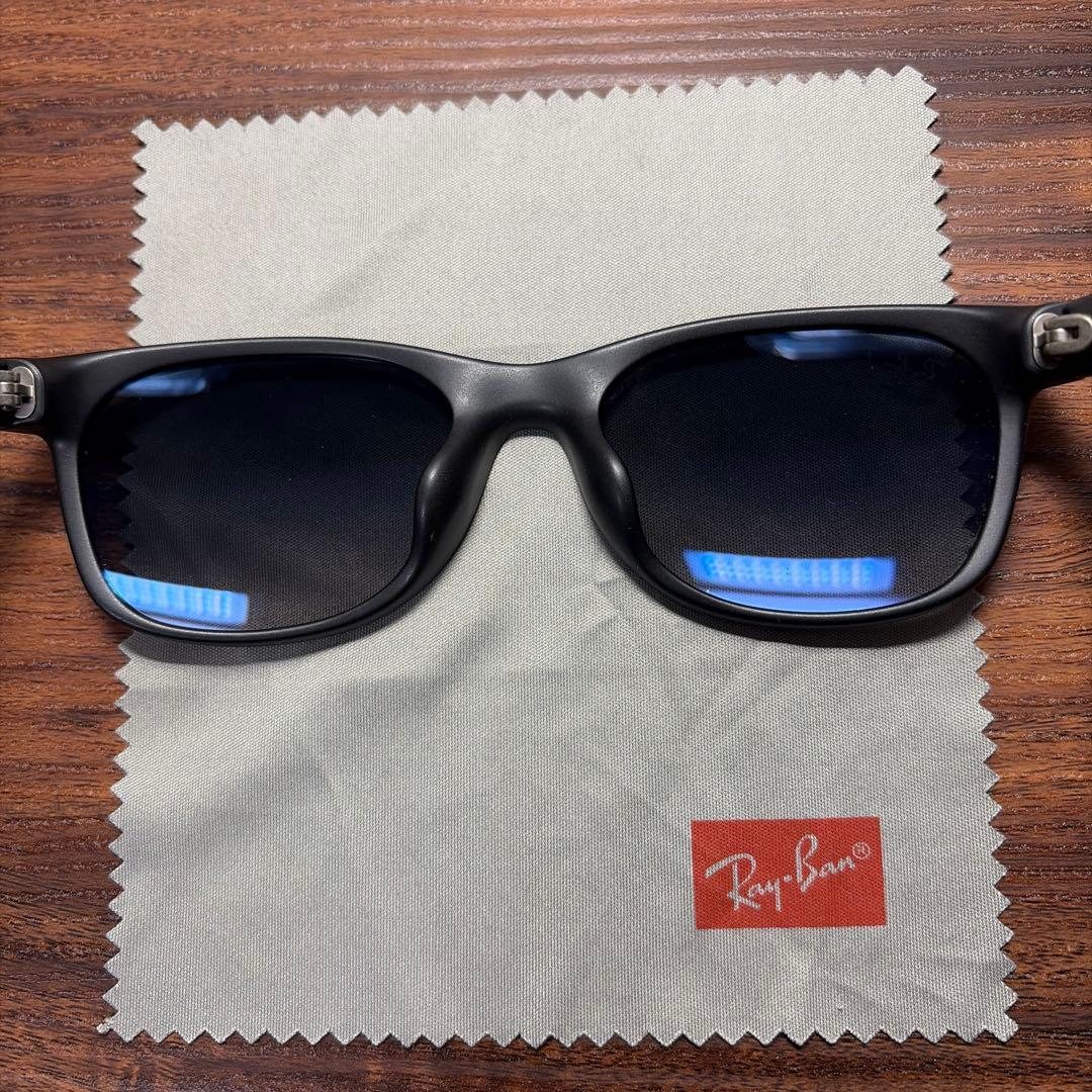 Ｒａｙ・Ｂａｎ　Ｐ　ニューウェイファーラー　マットブラック/偏光レンズ