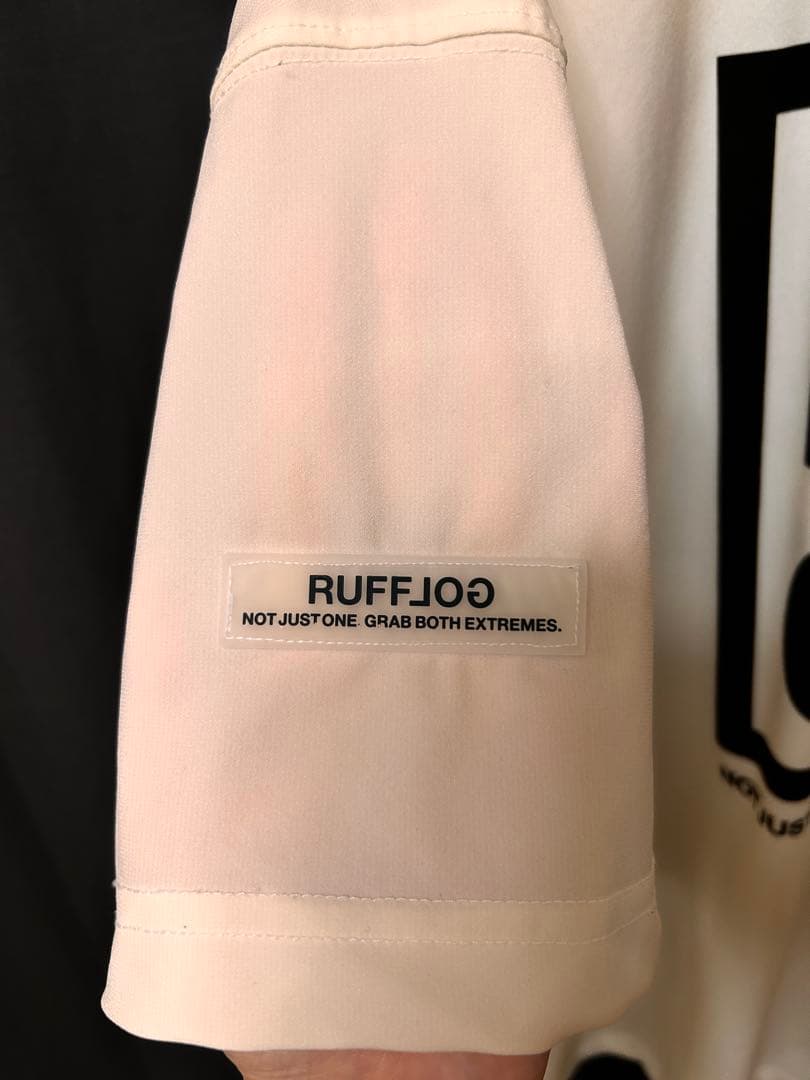 RUFFLOG ホワイトシャツ バックプリント　モックネック