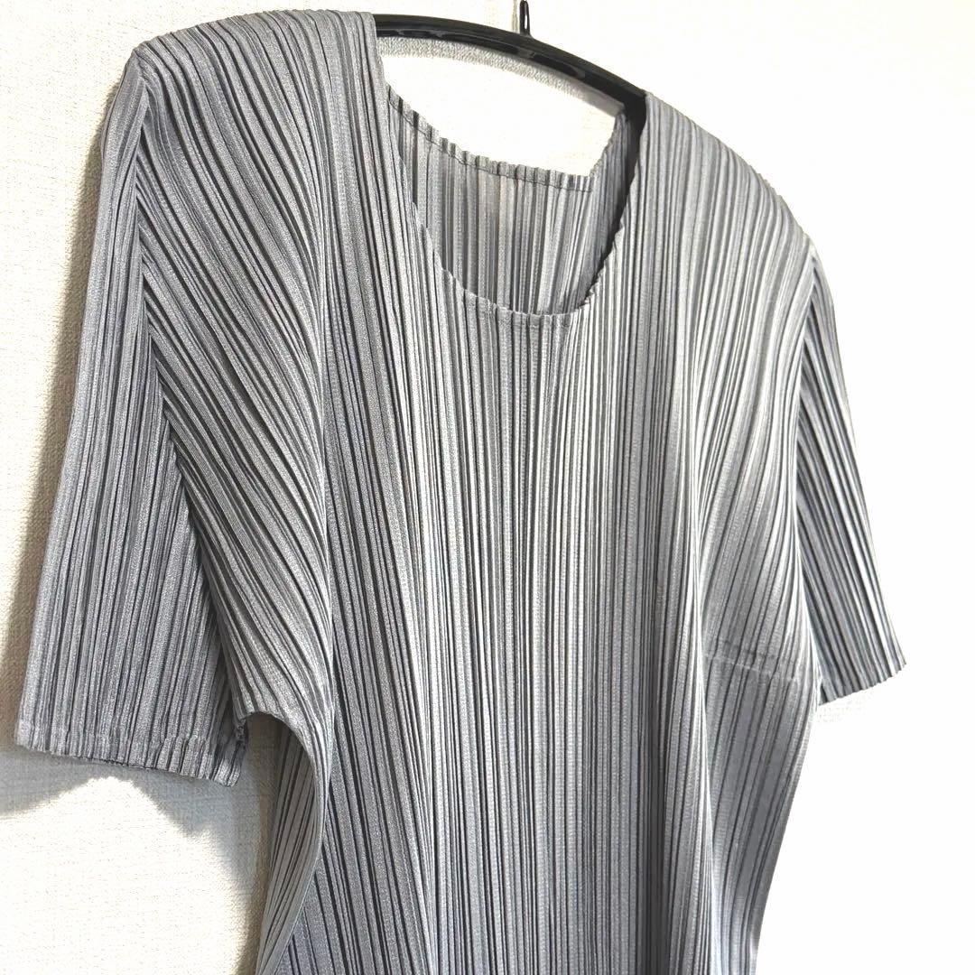 【最終価格・美品】PLEATS PLEASEプリーツプリーズ 半袖 グレー