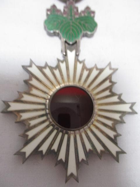 m22254★勲六等単光旭日章・ケース付き