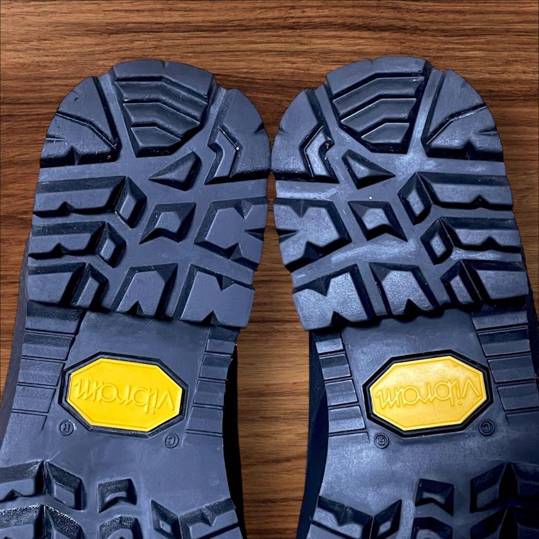 未使用級✨AKU トレッキングブーツ ゴアテックス　ビブラム 登山 ゴープコア