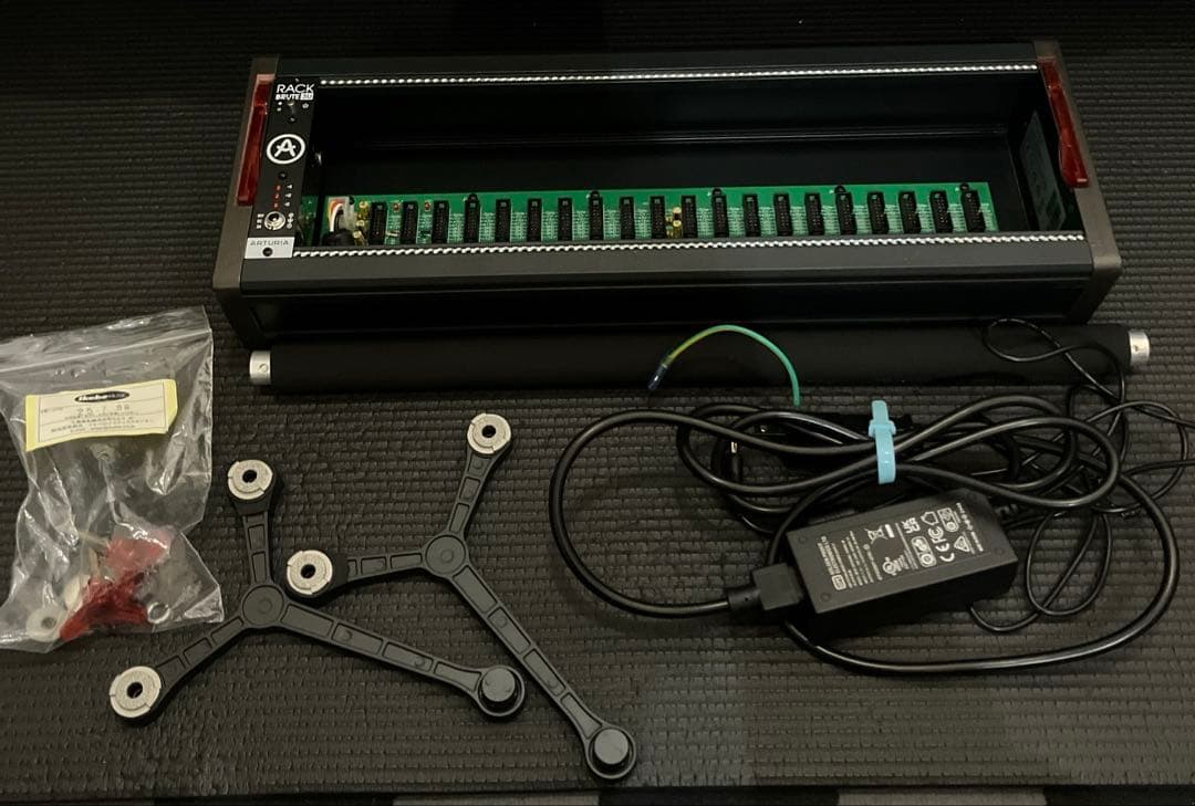 ARTURIA RackBrute 3U モジュラーシンセ ケース ユーロラック