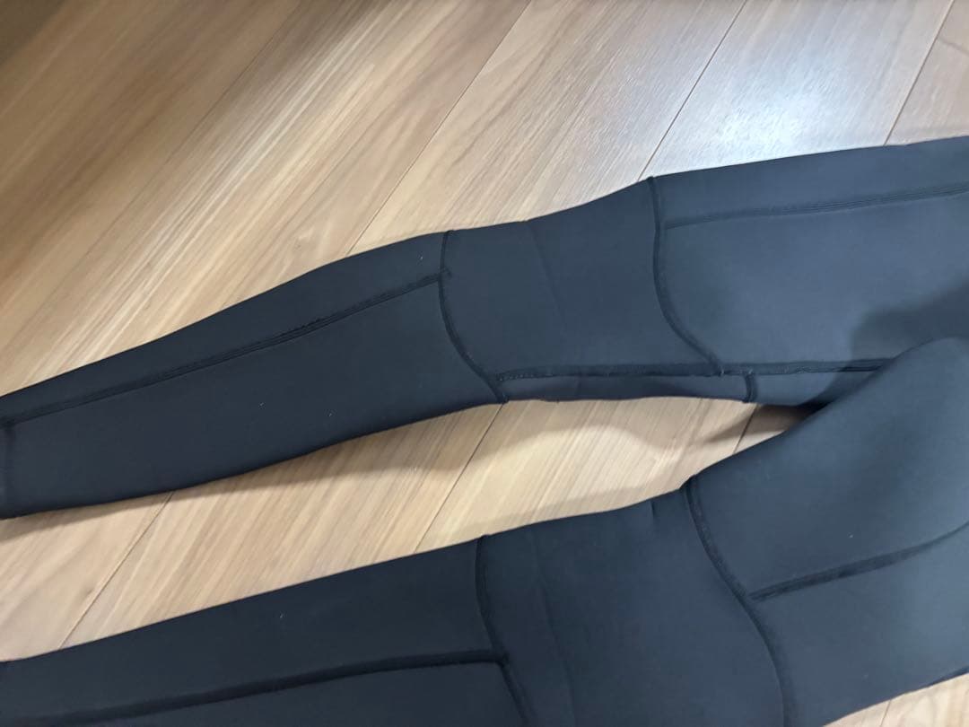 ★送料無料★お洒落　ビラボン　フルスーツ　ウエットスーツ　サーフィン　可愛い