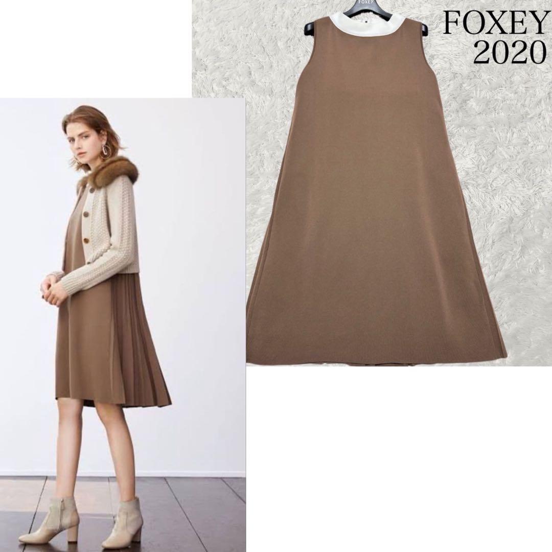 2020年　FOXEY 9万 ニットワンピースドレス バックプリーツ 白襟