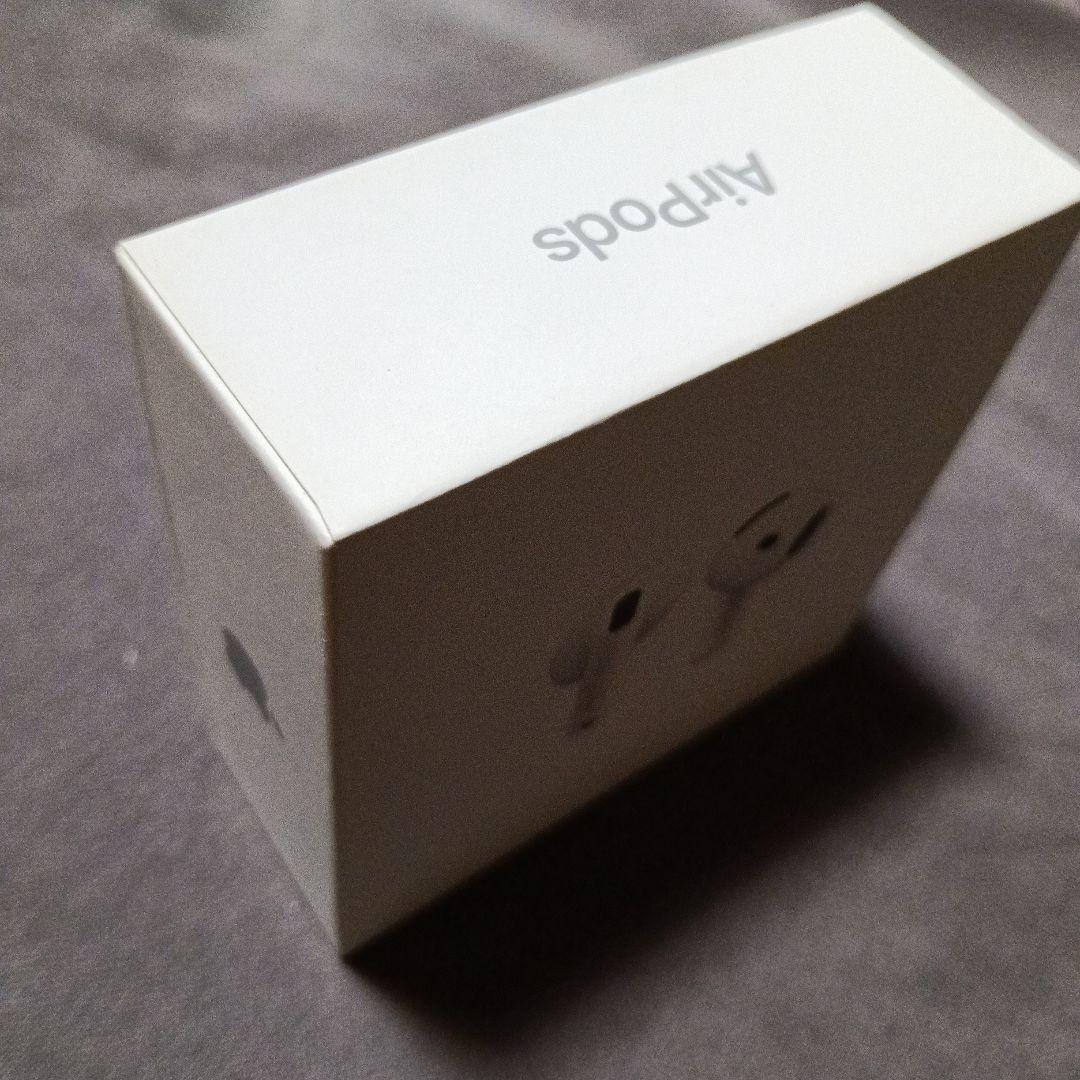 【新品未開封】Apple AirPods 第4世代 本体