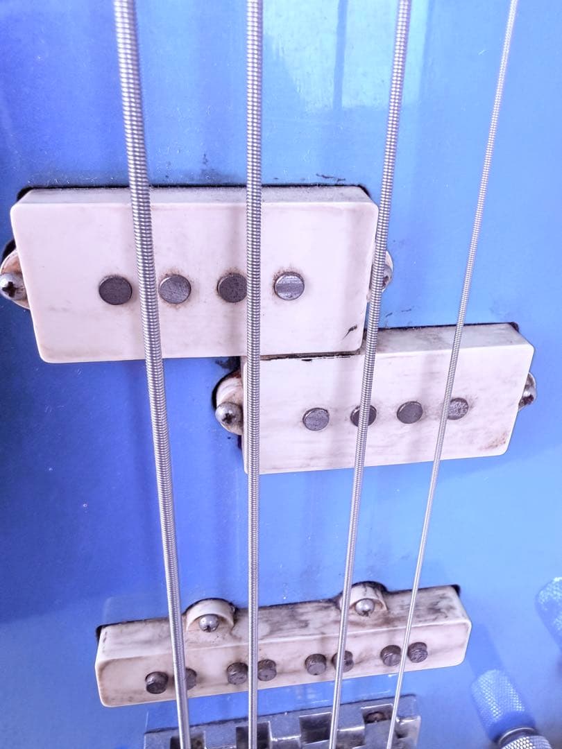 貴重品♪ Fernandes EXB-85 Explorer Bass