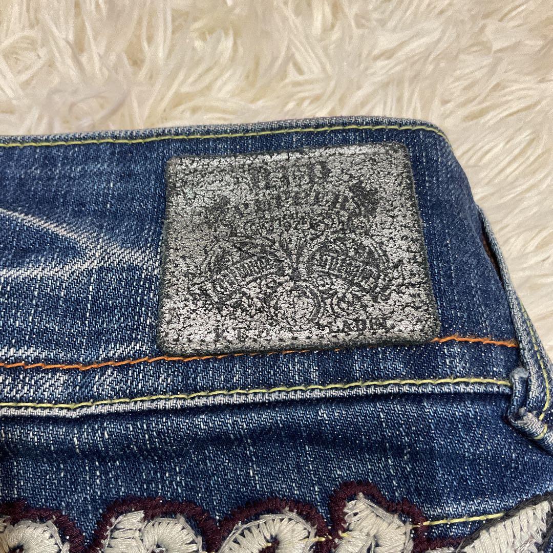 RED PEPPER デニム　ジーンズ　フレア　ブーツカット　刺繍　27