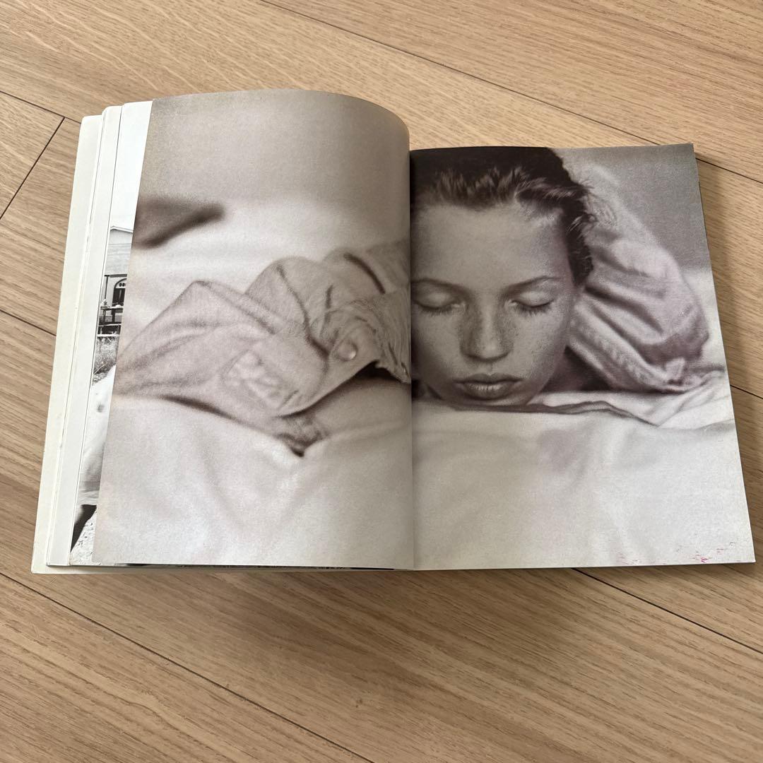 アート・デザイン・音楽 kate the kate moss book