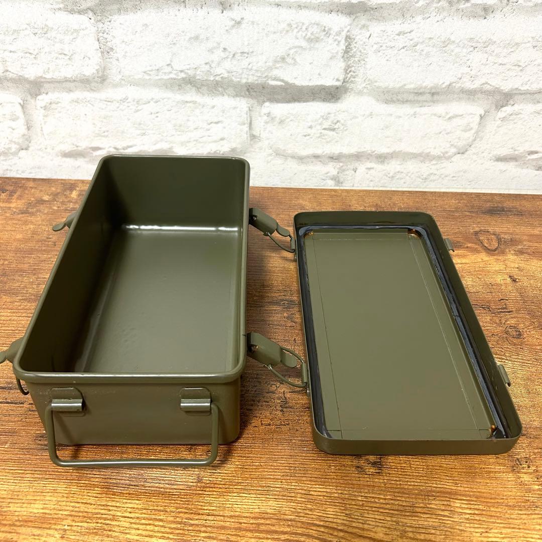 現地購入 フランス軍のFirst Aid l Box メディカルボックス