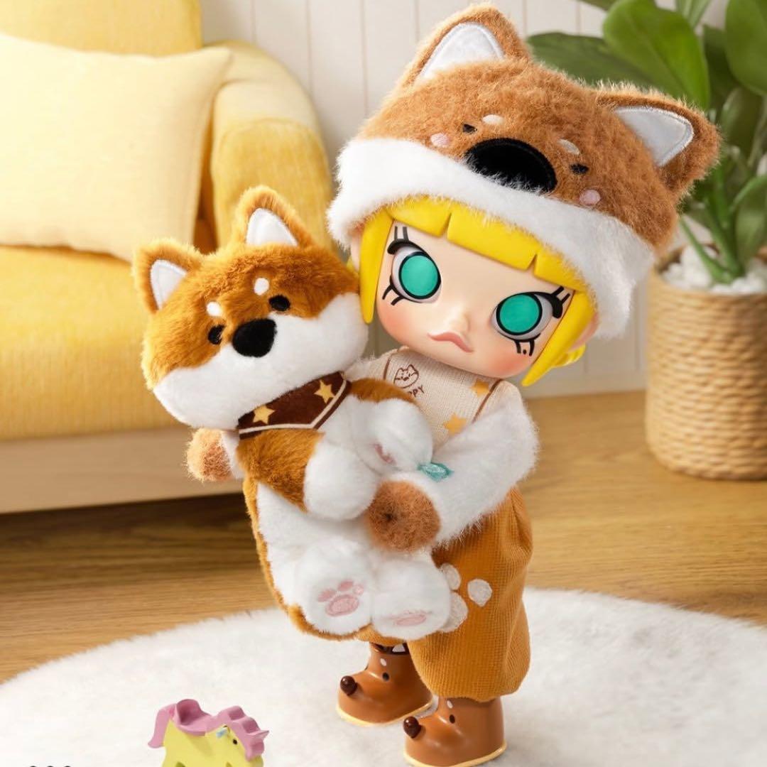【値下げ中】 Popmart MOLLY Hugging1/8 フィギュア 新品