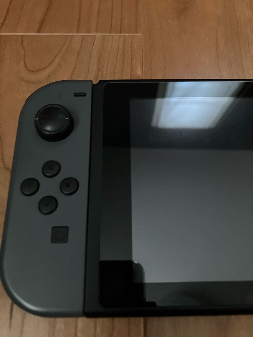 Nintendo Switch 本体 + ケース + 充電器