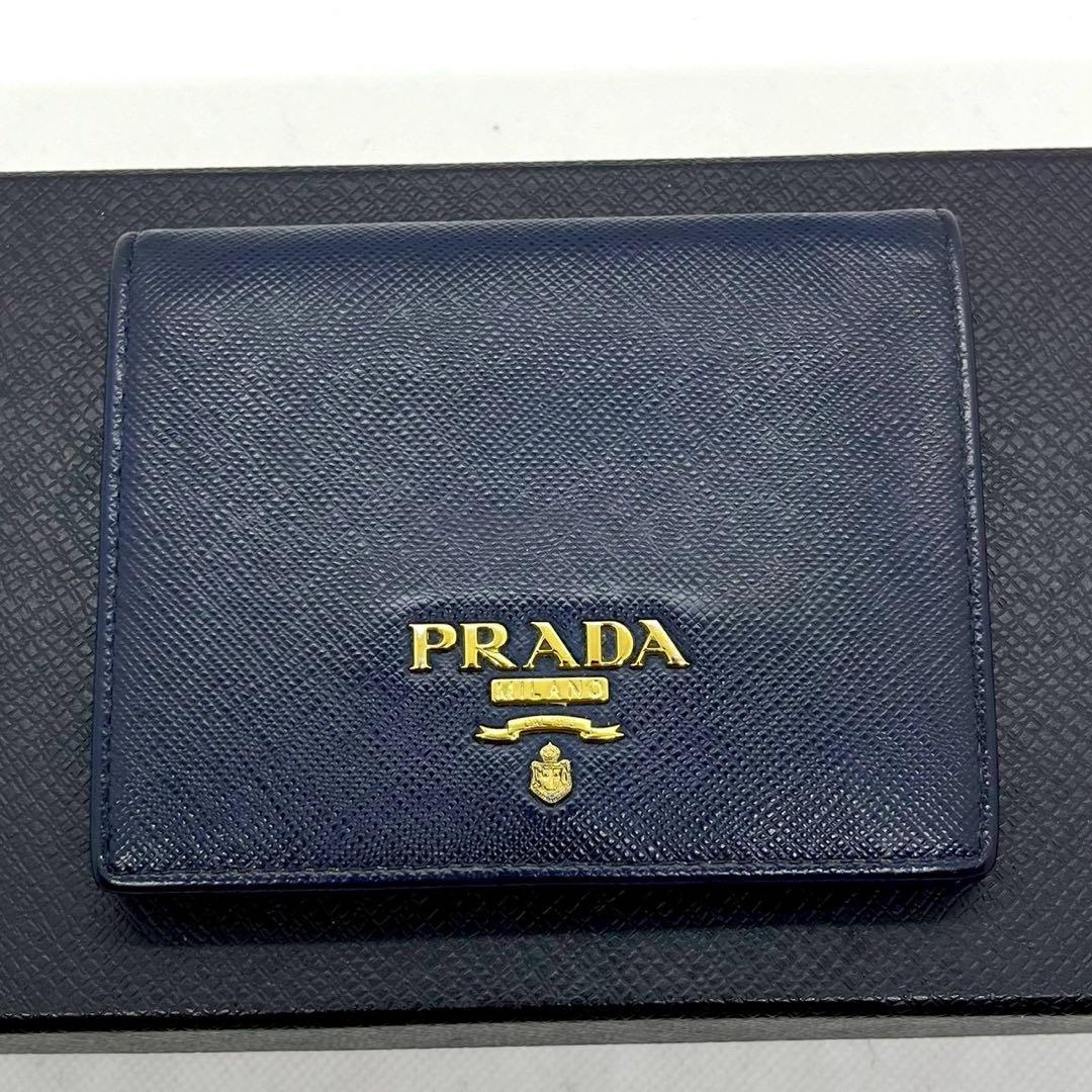 ◆入手困難◆PRADA 二つ折り財布 メタルロゴ サフィアーノ ネイビー
