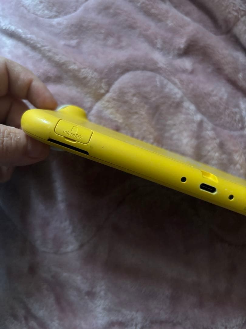 Nintendo Switch Lite イエロー　ジャンク扱い
