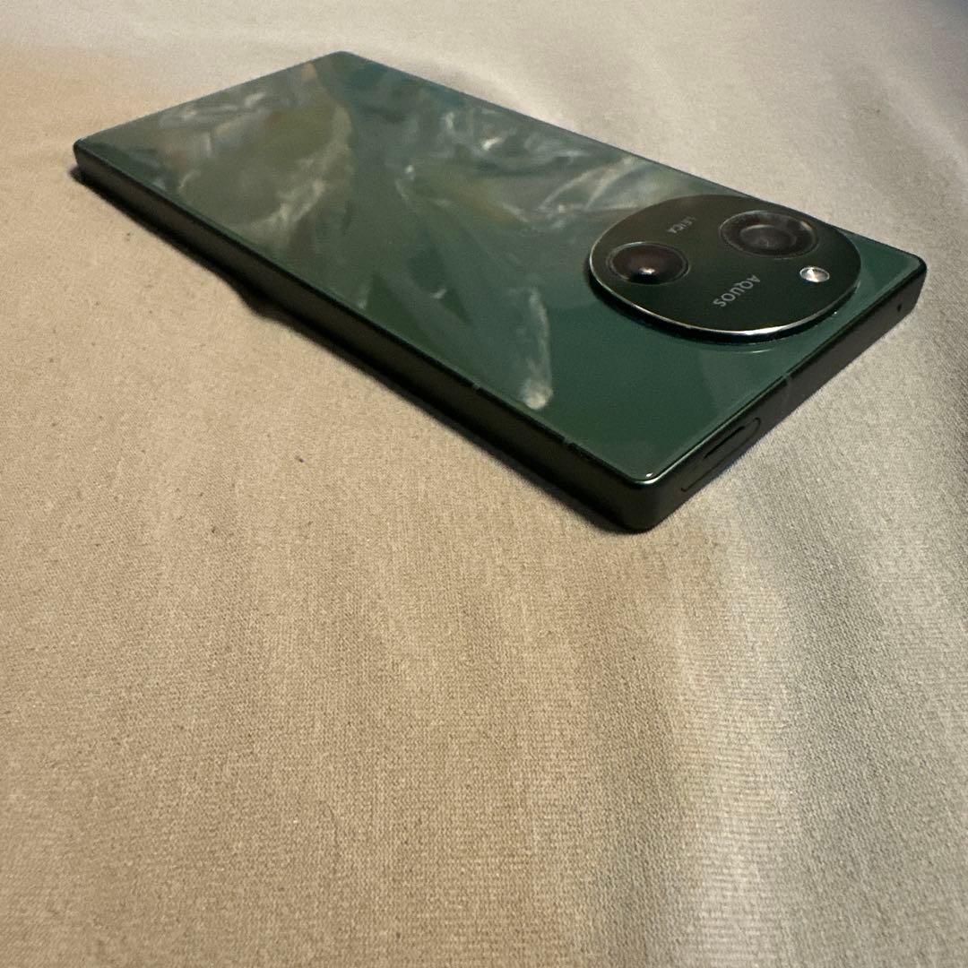 SHARP AQUOS R9 docomo SIMフリー グリーン 2