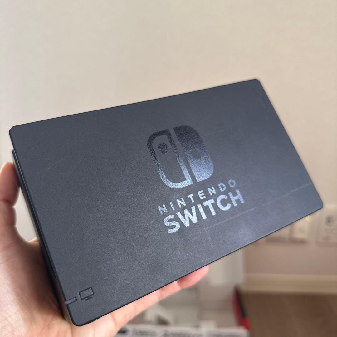 Nintendo Switch 本体　リモコン×2 ケース付き
