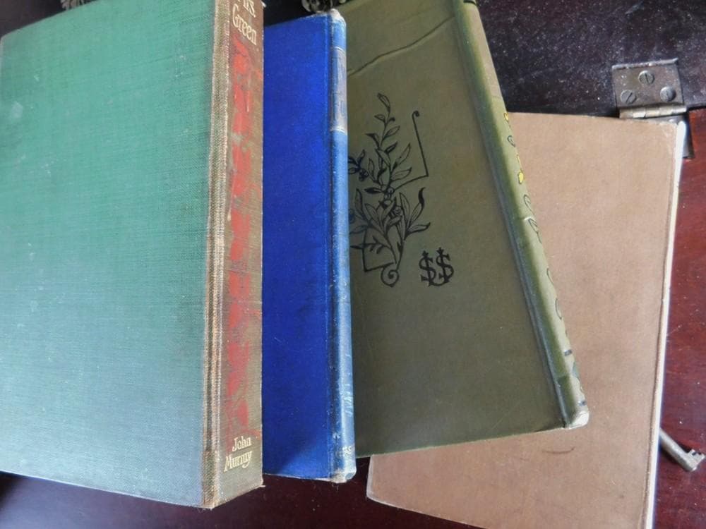 4冊セット.:*゜ボタニカルイラスト付き表紙　英国の古書　花柄　まとめ売り