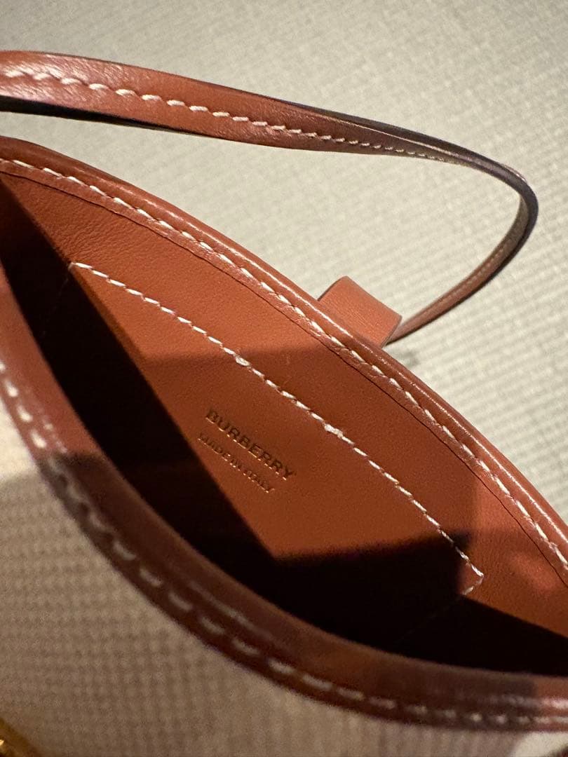 BURBERRY スマホショルダー