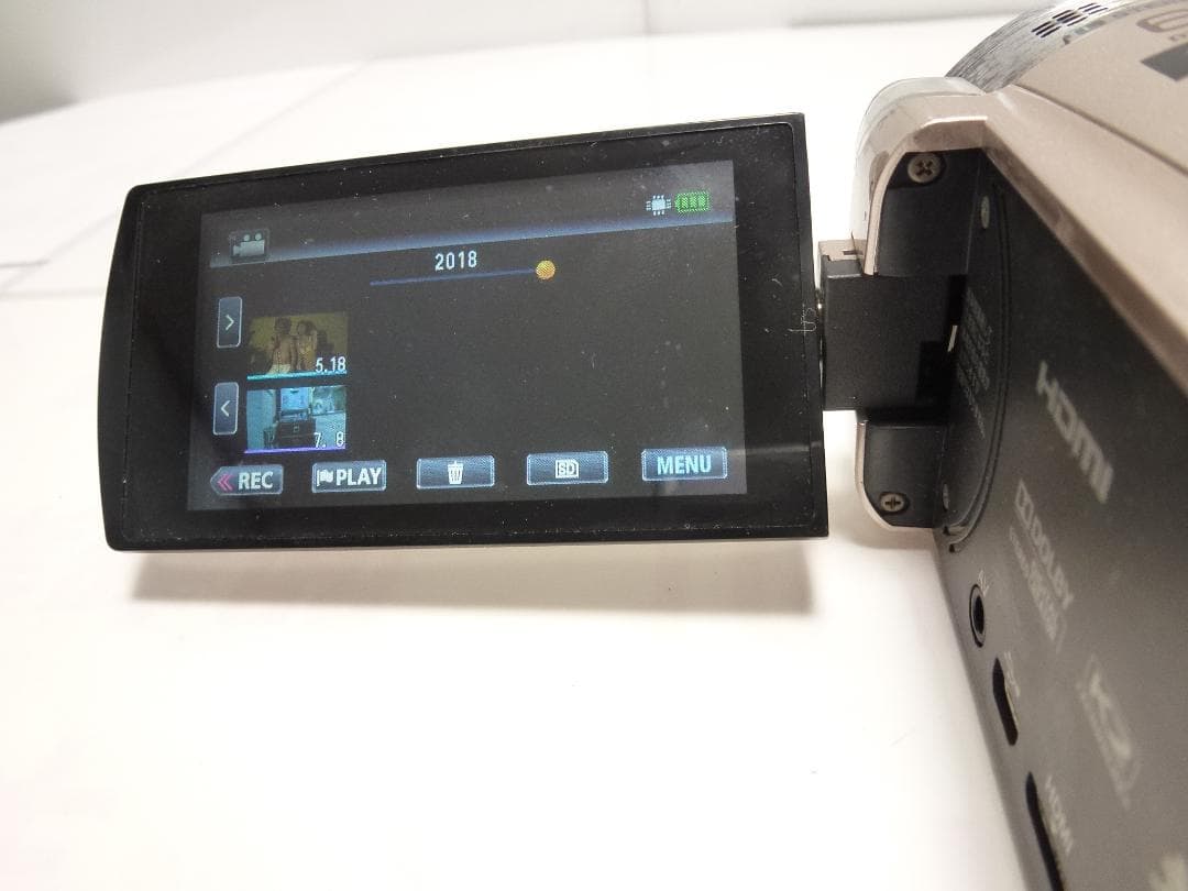 大人気 動作品　ビクター　JVC Everio GZ-E565-N ビデオカメラ