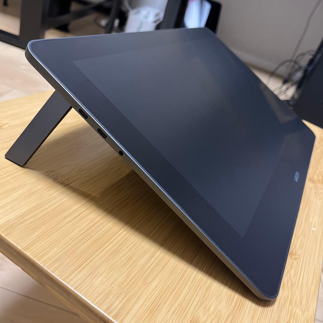 液タブ・ペンタブ Wacom Cintiq Pro 16 DTH-1620/AK0
