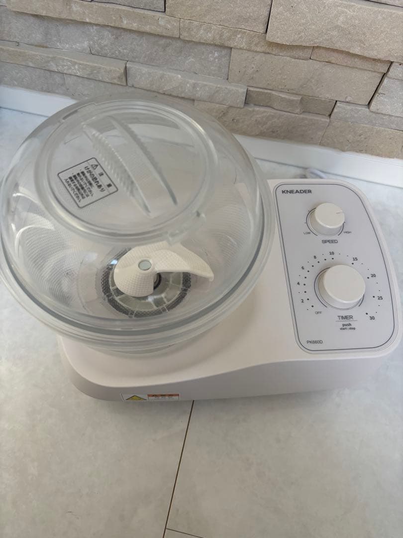 【美品】Kneader 日本ニーダー　パンニーダー　pk660d ￼ パンこね機