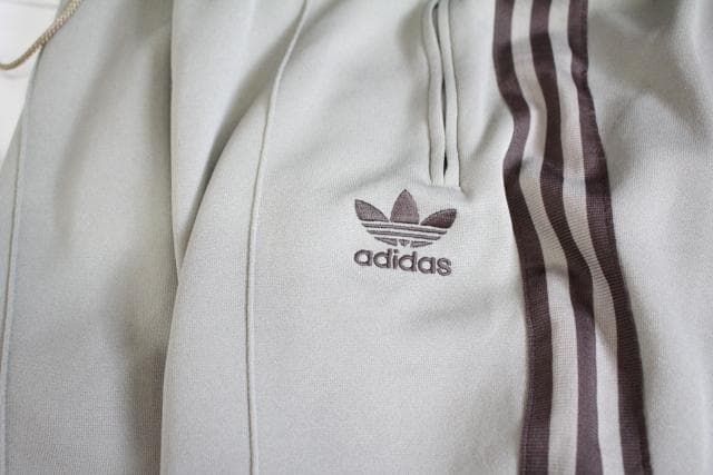 90's adidas トラックパンツ ベージュ