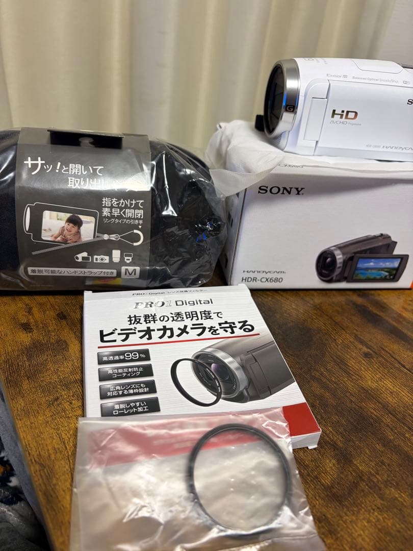 【未使用品】SONY HDR-CX680 ハンディカム ホワイト 値下げ可能