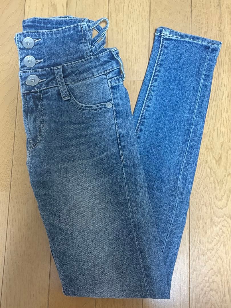 GYDA 新品未使用 H/Wサイドクロスデザイン スキニーパンツ