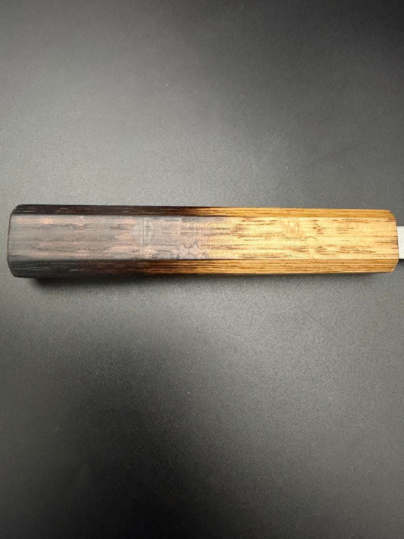 残り1本　日本製　青紙スーパー鋼割り込み筋引き包丁240mm 樫木八角柄