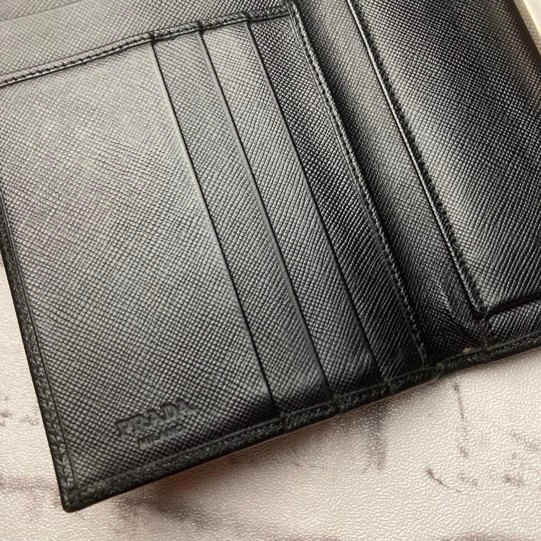 PRADA　プラダ☆財布　ブラック　サフィアーノ　シルバープレート　三つ折り財布
