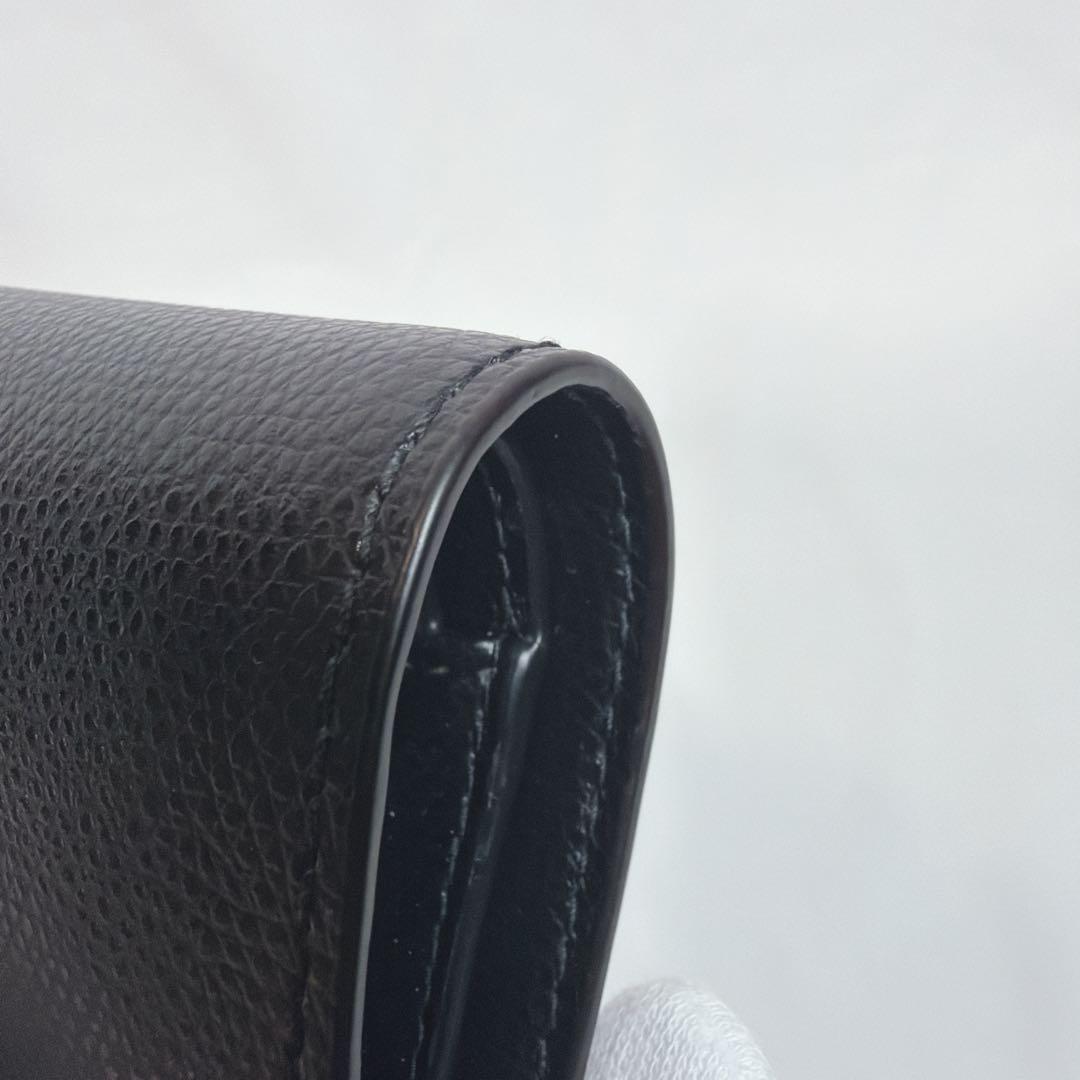 新品✨ FURLA フルラ カメリア 二つ折り財布 NERO ブラック レザー