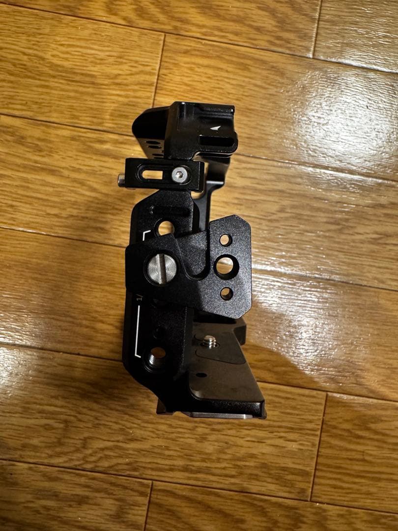 Sony α7R V/α7 IV/α7S III/α1/α7R IV用ケージ