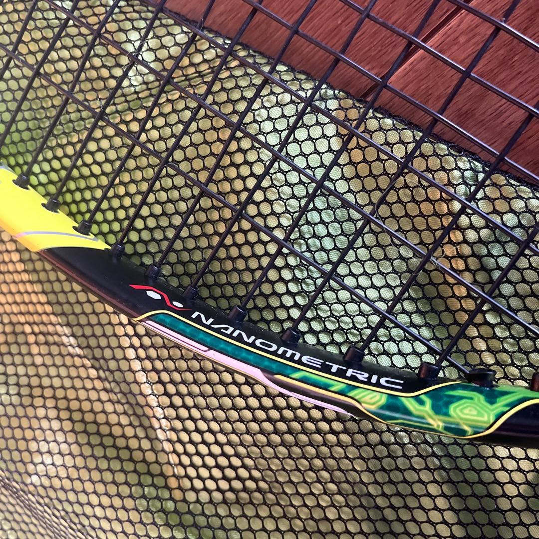 YONEX EZONE Ai 100 テニスラケット