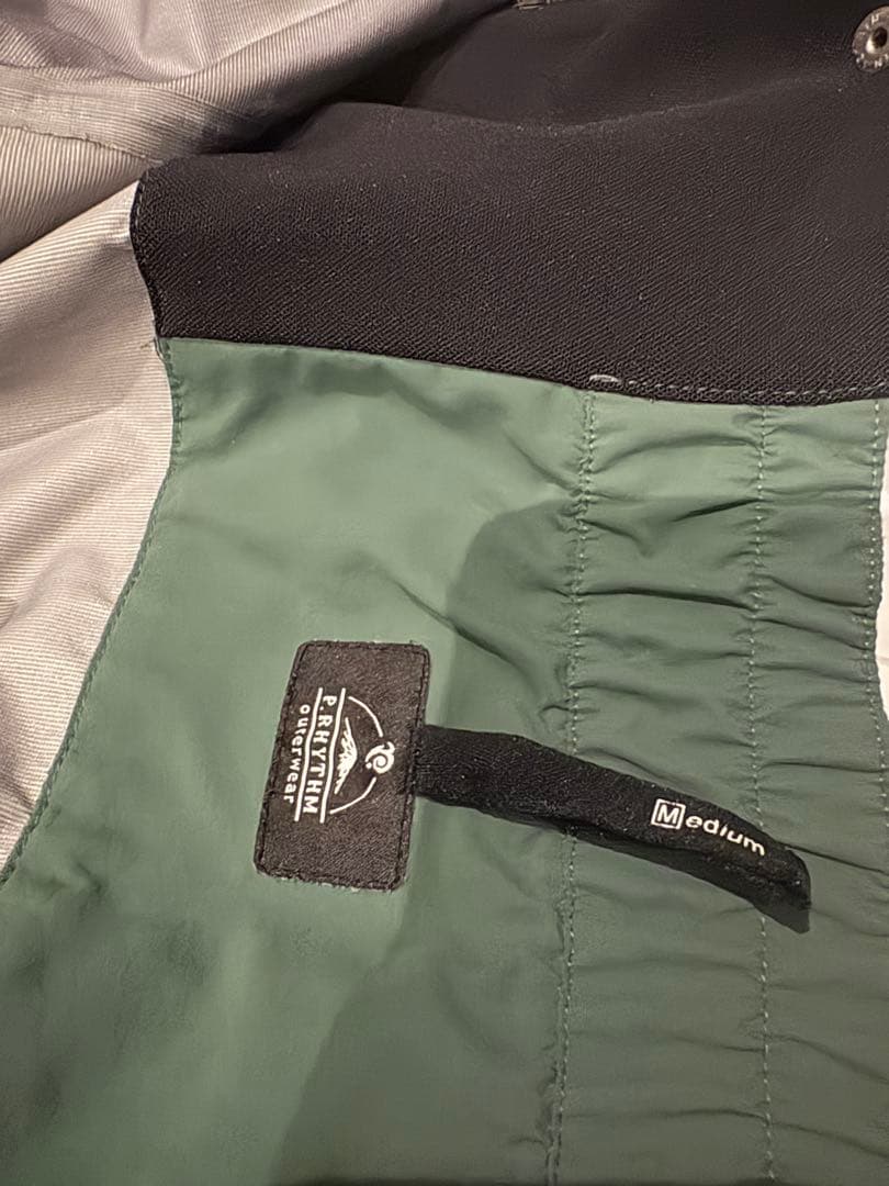 ロッシ P.RHYTHM outerwear 上下セット　Mサイズ