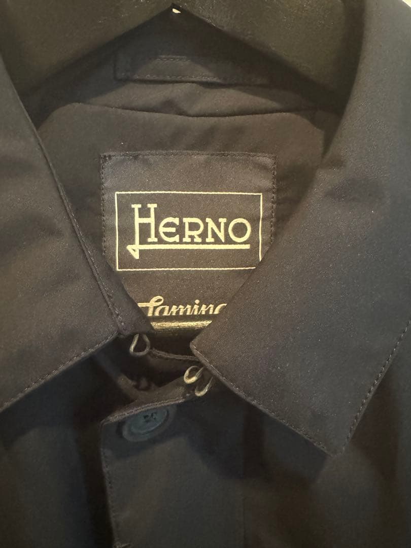 Herno トレンチコート