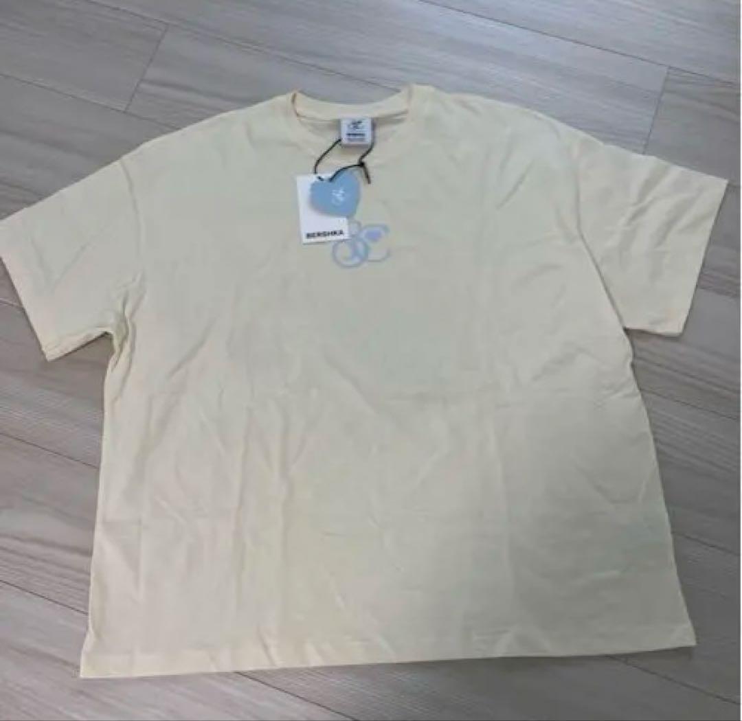 【新品未使用】サブリナカーペンター　tシャツ bershka ライブtシャツ