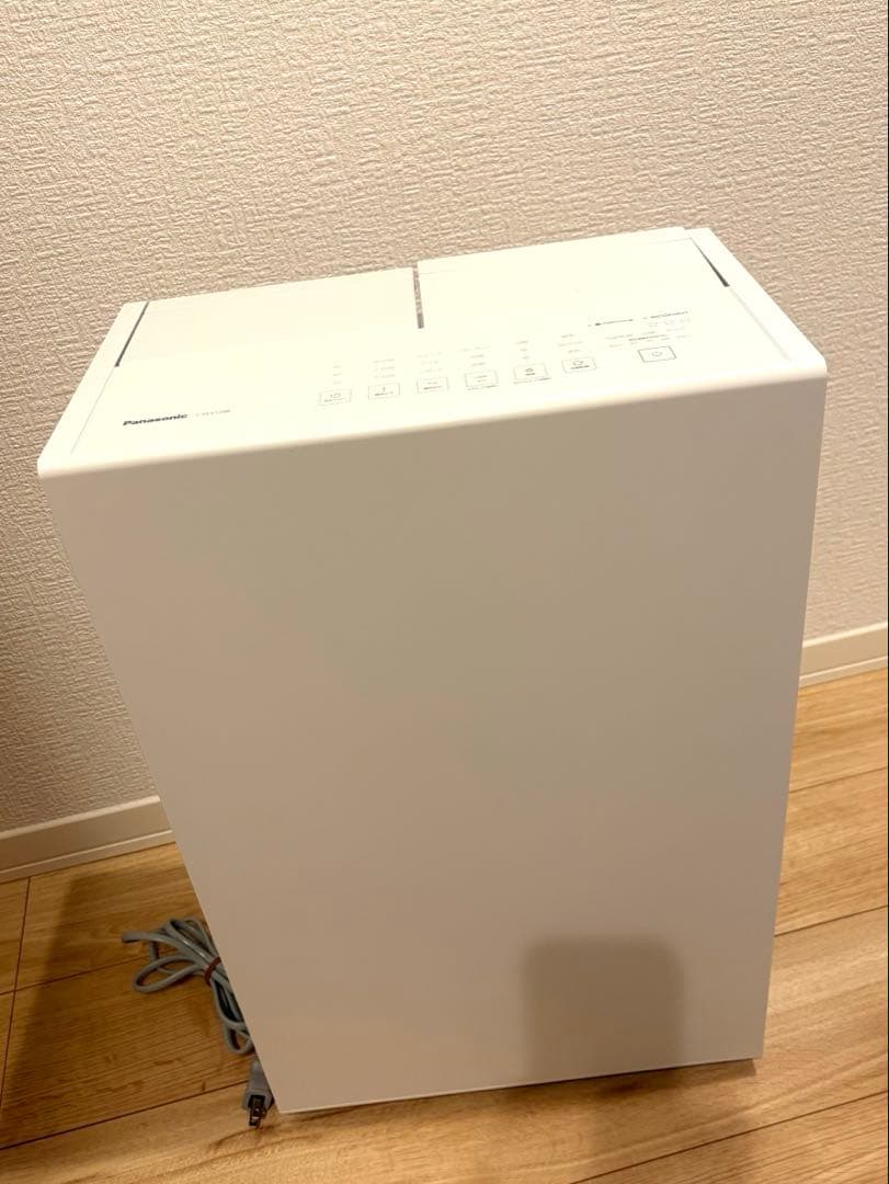 美品 Panasonic F-YEX120B-W 衣類乾燥除湿機