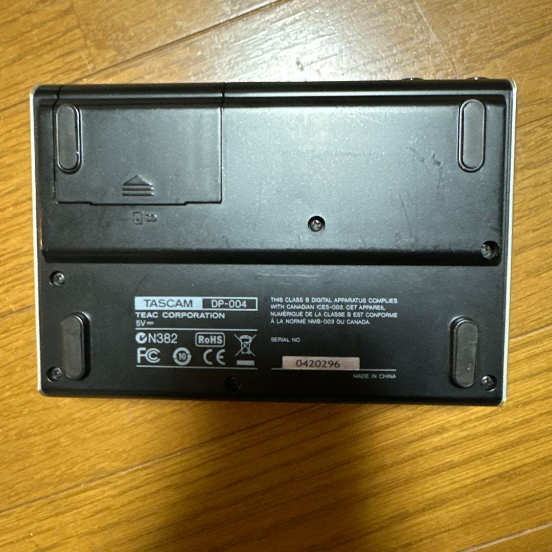 配信機器・PA機器・レコーディング機器 TASCAM DP-004