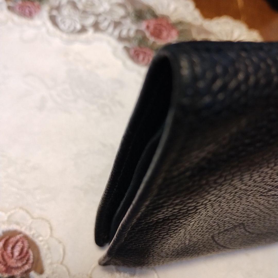 【正規品・シールあり】シャネル キャビアスキン がま口 二つ折り長財布 ブラック