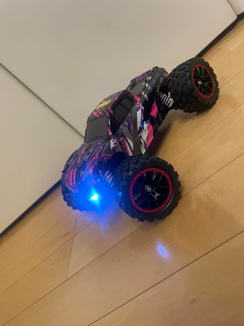 Race Truck 1:18スケール オフロード 4WD