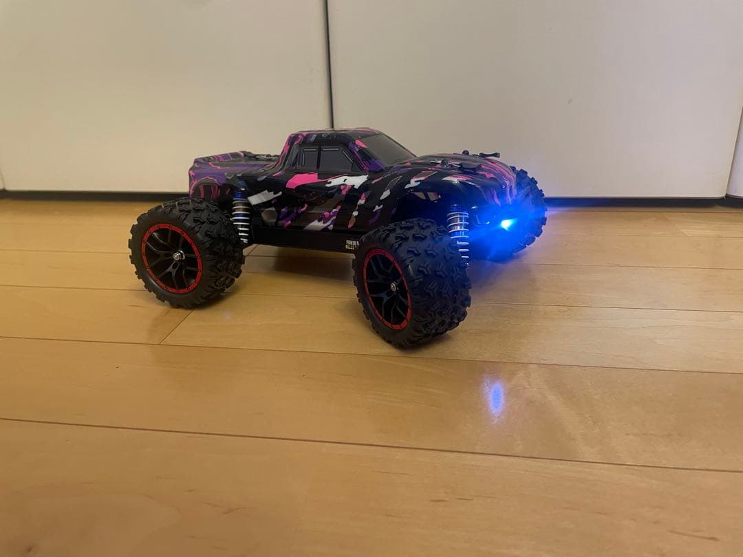 Race Truck 1:18スケール オフロード 4WD