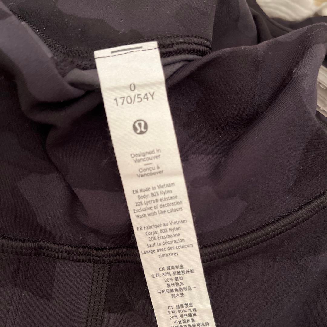美品lululemonヨガパンツ