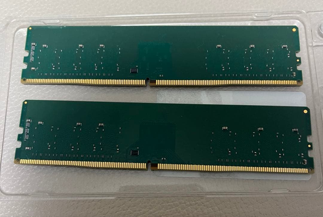 中古品 Crucial ddr4メモリ 3200MHz 16gb (8gb×2)
